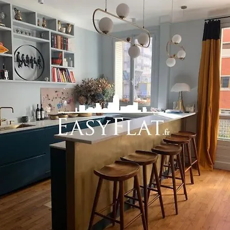 Elegant 4 Bedroom Located In 17, By Easyflat Appartement *