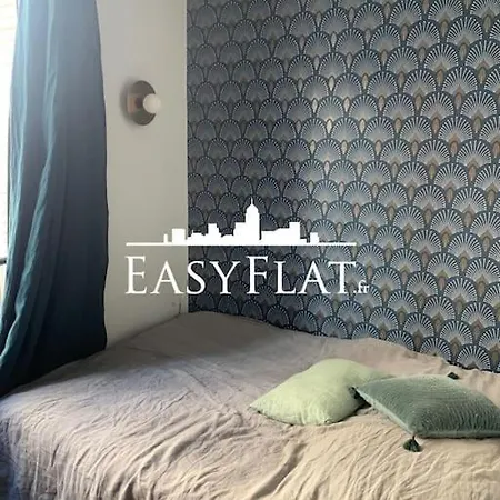 Elegant 4 Bedroom Located In 17, By Easyflat